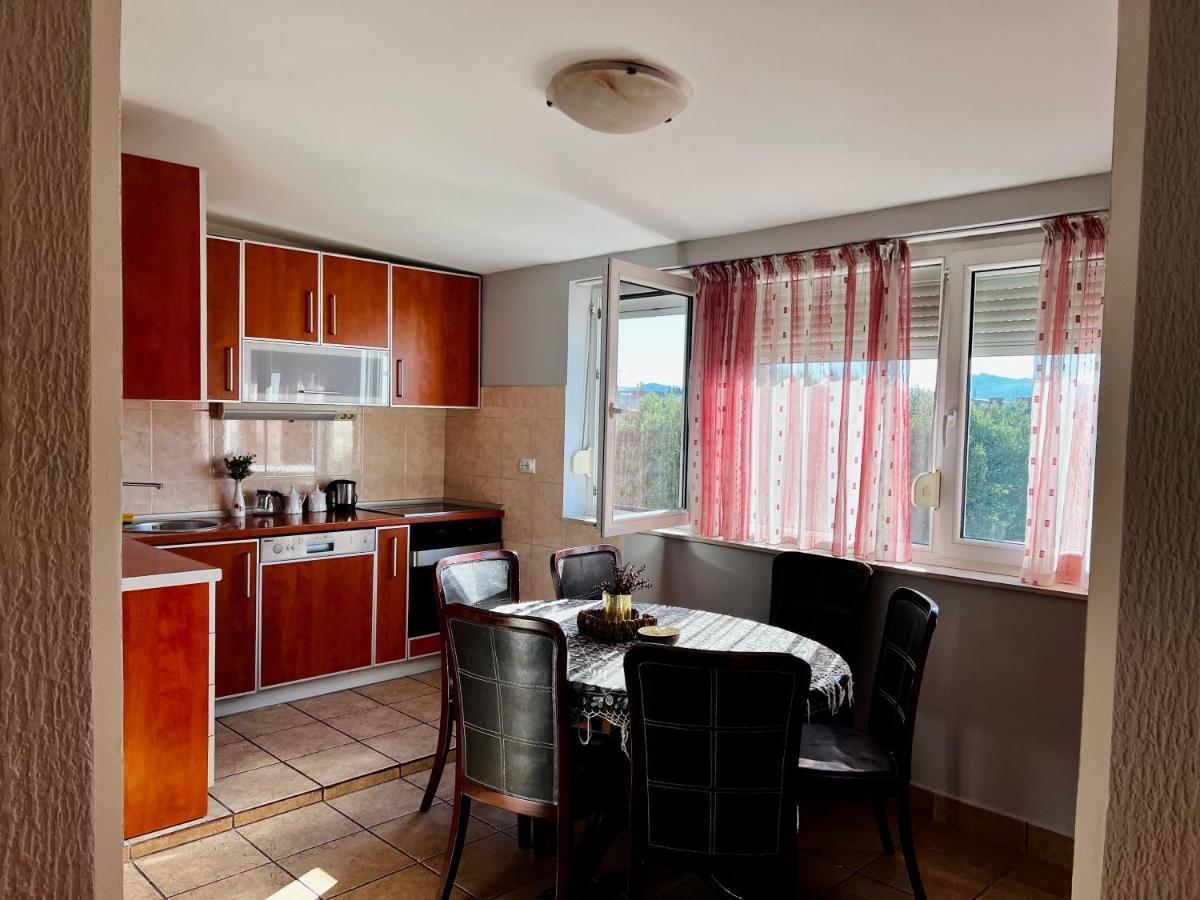 City Center Square Deluxe Nest Podgorica Exteriér fotografie