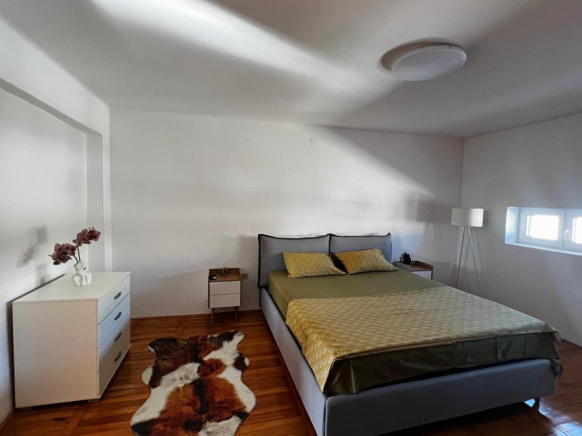 City Center Square Deluxe Nest Podgorica Exteriér fotografie